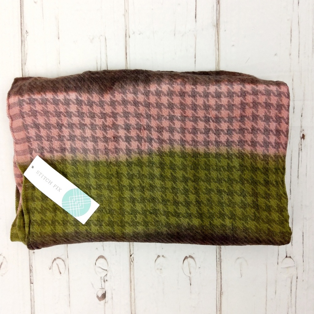 Stitch Fix Octavia Chester Houndstooth Scarf OS - Picture 2 of 4